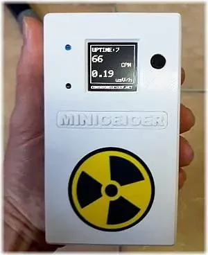 Tonysa Contatore Geiger Monitoraggio in Tempo Reale Raggi X β γ Contatore  Geiger Multifunzione Radioattività Misuratore di Radiazioni a 3 Modalità  per CT, Piastrelle, Marmo, Cibo, Metalli : : Fai da te